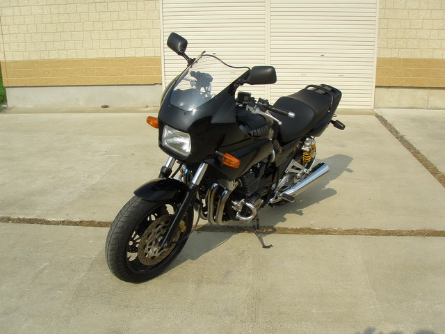 Купить мотоцикл Yamaha XJR1200R 1996 фото 10